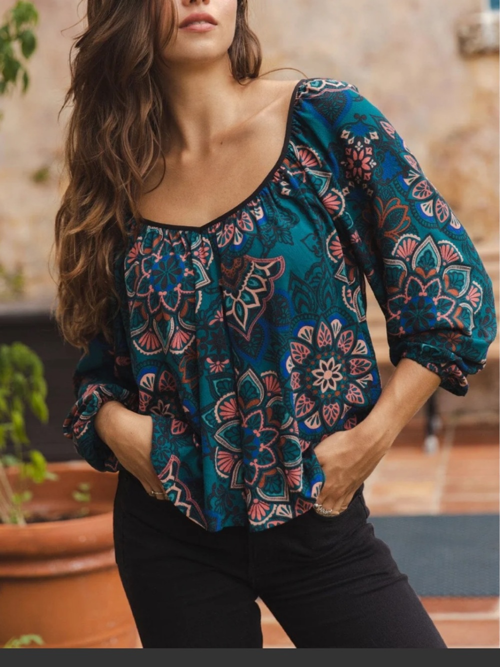 lovestitch Teal Floral Medallion Peasant Blouse NWT medium
